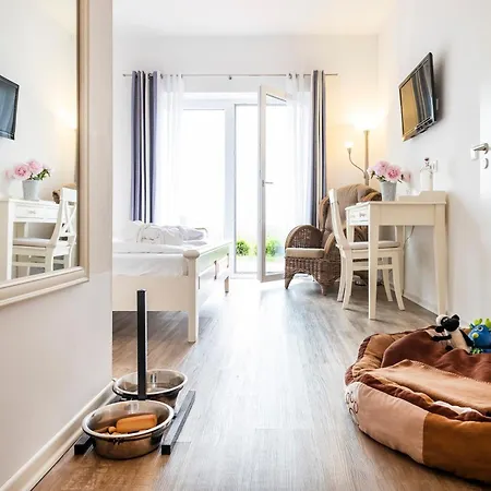 Hotel Hotel Pharisäerhof - DAS Hundehotel auf Nordstrand mit Restaurant und Café