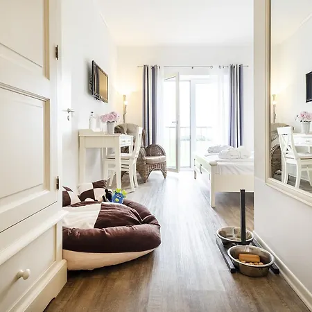 Hotel, Restaurant, Cafe Pharisaeerhof - Nordseeurlaub Mit Hund Hotel Nordstrand