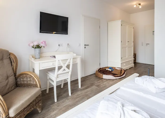 Hotel, Restaurant, Café Pharisäerhof - Nordseeurlaub Mit Hund Hotel Nordstrand