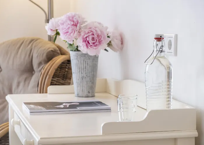 Hotel, Restaurant, Café Pharisäerhof - Nordseeurlaub Mit Hund Nordstrand